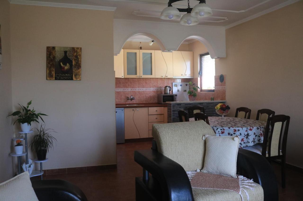 Uros Villa Herceg Novi